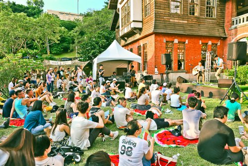 北投溫泉博物館於夏天舉辦「北投納涼祭」，重現北投公共浴場夏日泡湯的熱鬧盛會；同時創造專屬現代北投的夏日新體驗。